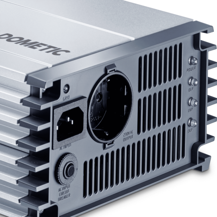 Dometic PerfectPower PP1002 инвертор 1kWt 12V=>220V модифицированная синусоида